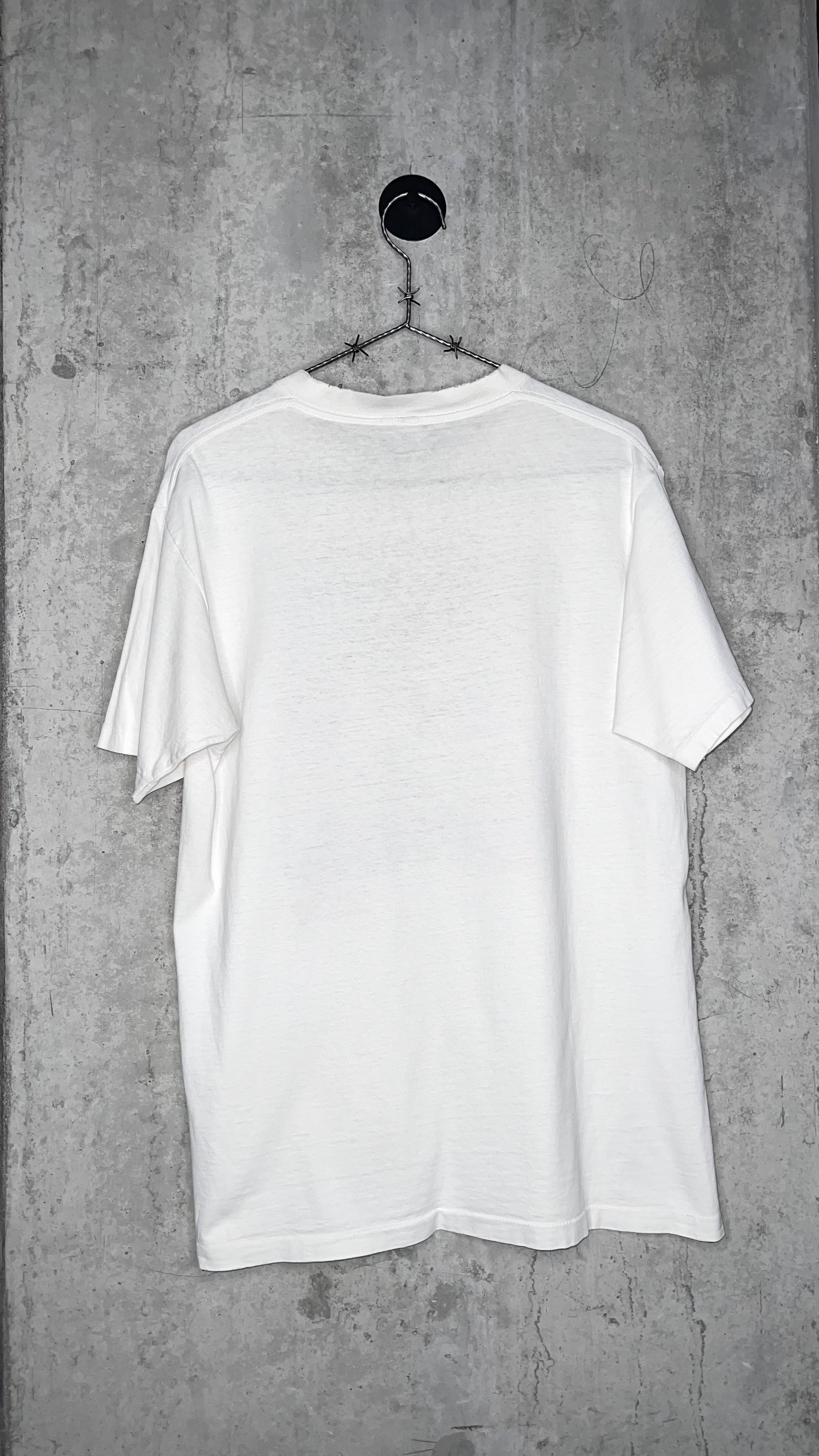 OLIVER & COMPANY DISNEY MOVIE TEE