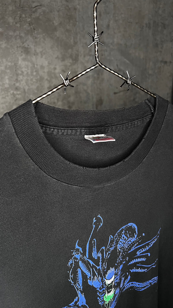 ALIENS MOVIE TEE | JAMES CAMERON