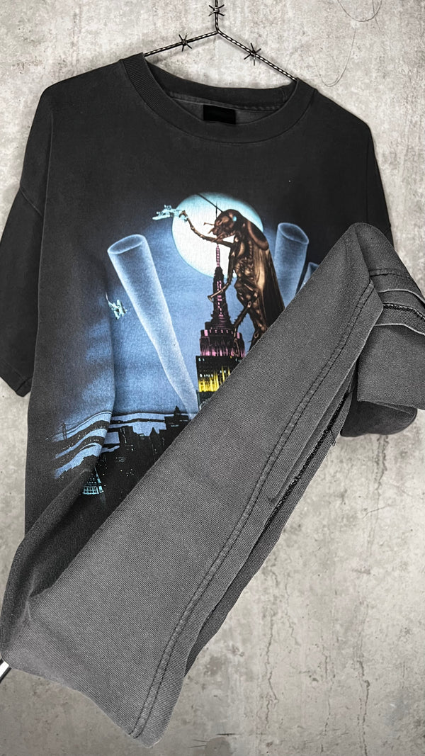 JOE’S APARTMENT MOVIE TEE GRAIL | EMPIRE STATE BUILDING ROACH FADER