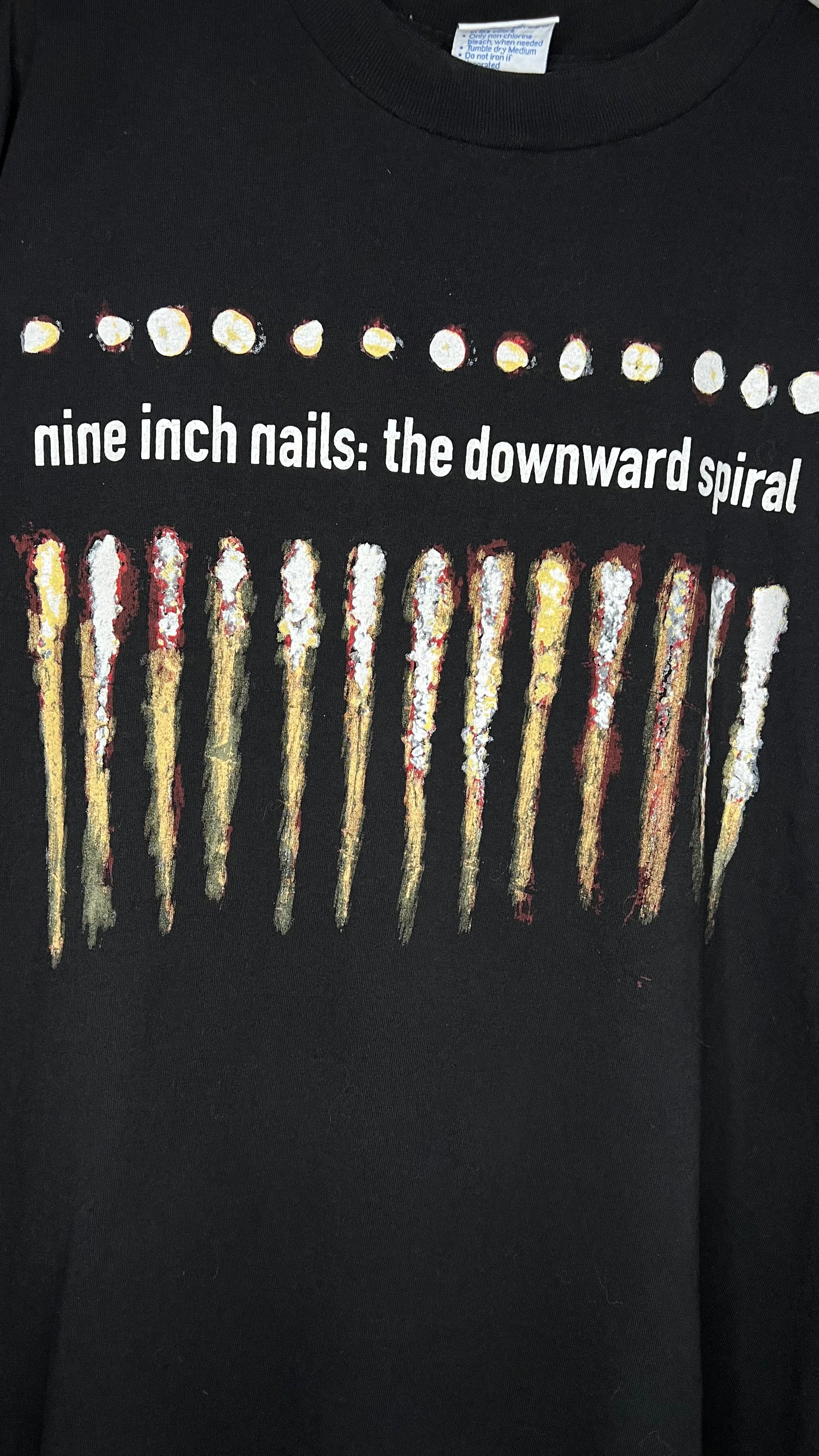 NINE INCH NAILS: THE DOWNWARD SPIRAL TEE | NIN