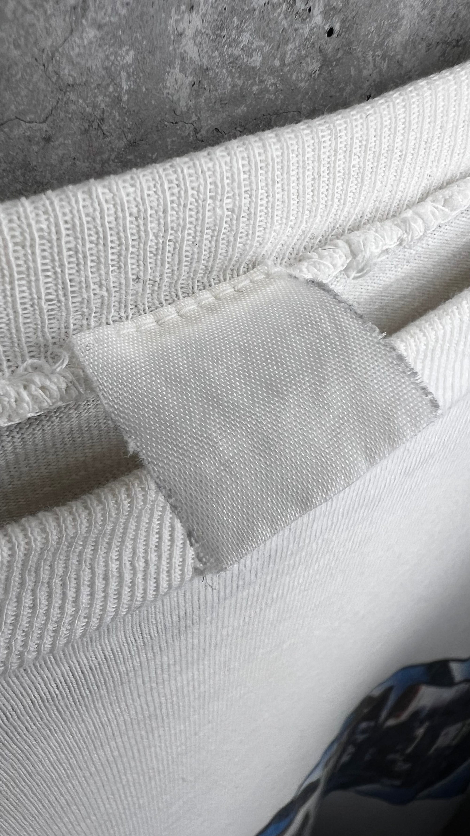 RADIOHEAD AGAINST DEMONS TOUR TEE| OK COMPUTER | RUNNING FROM DEMONS BACK HIT