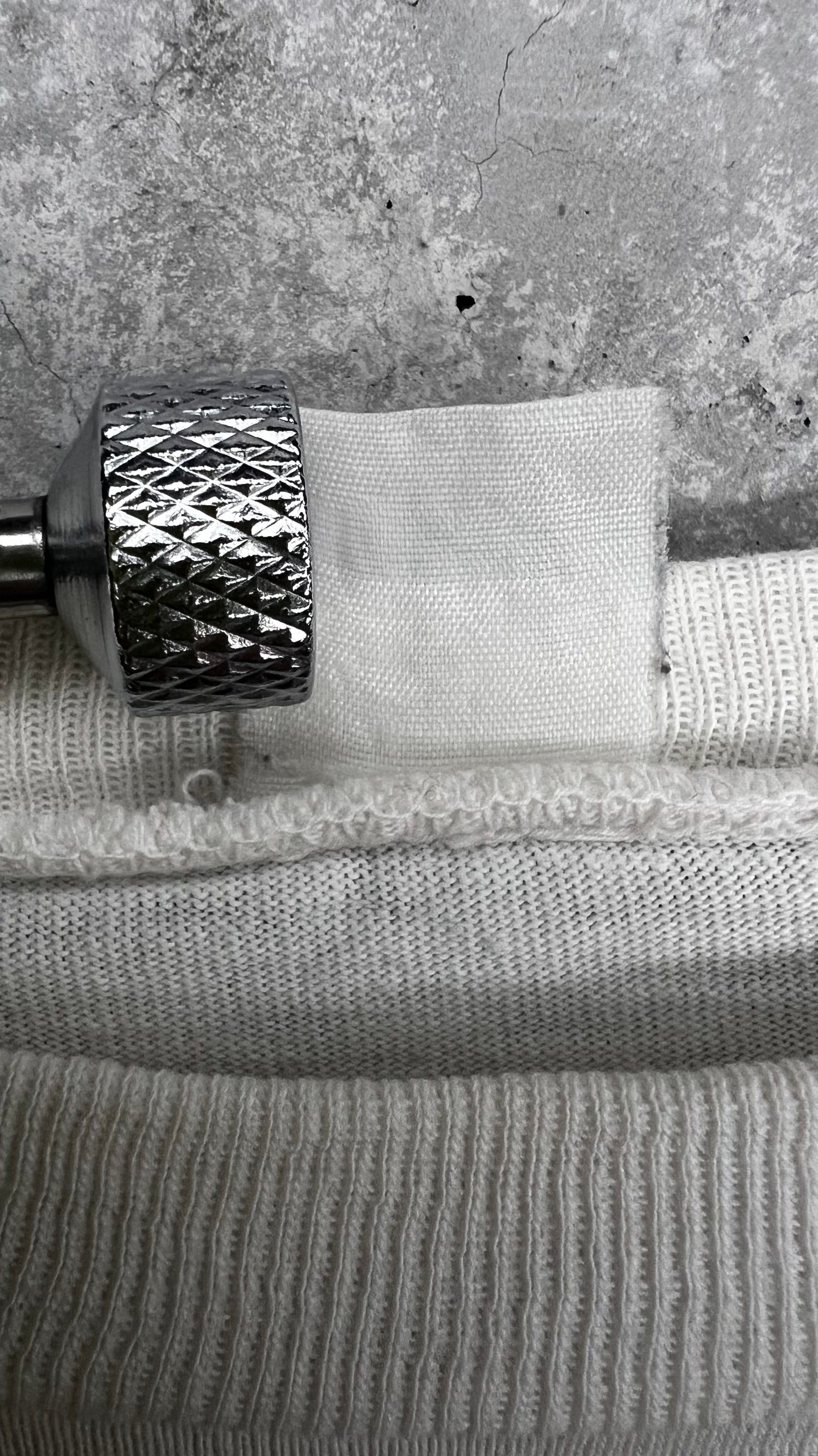 RADIOHEAD AGAINST DEMONS TOUR TEE| OK COMPUTER | RUNNING FROM DEMONS BACK HIT