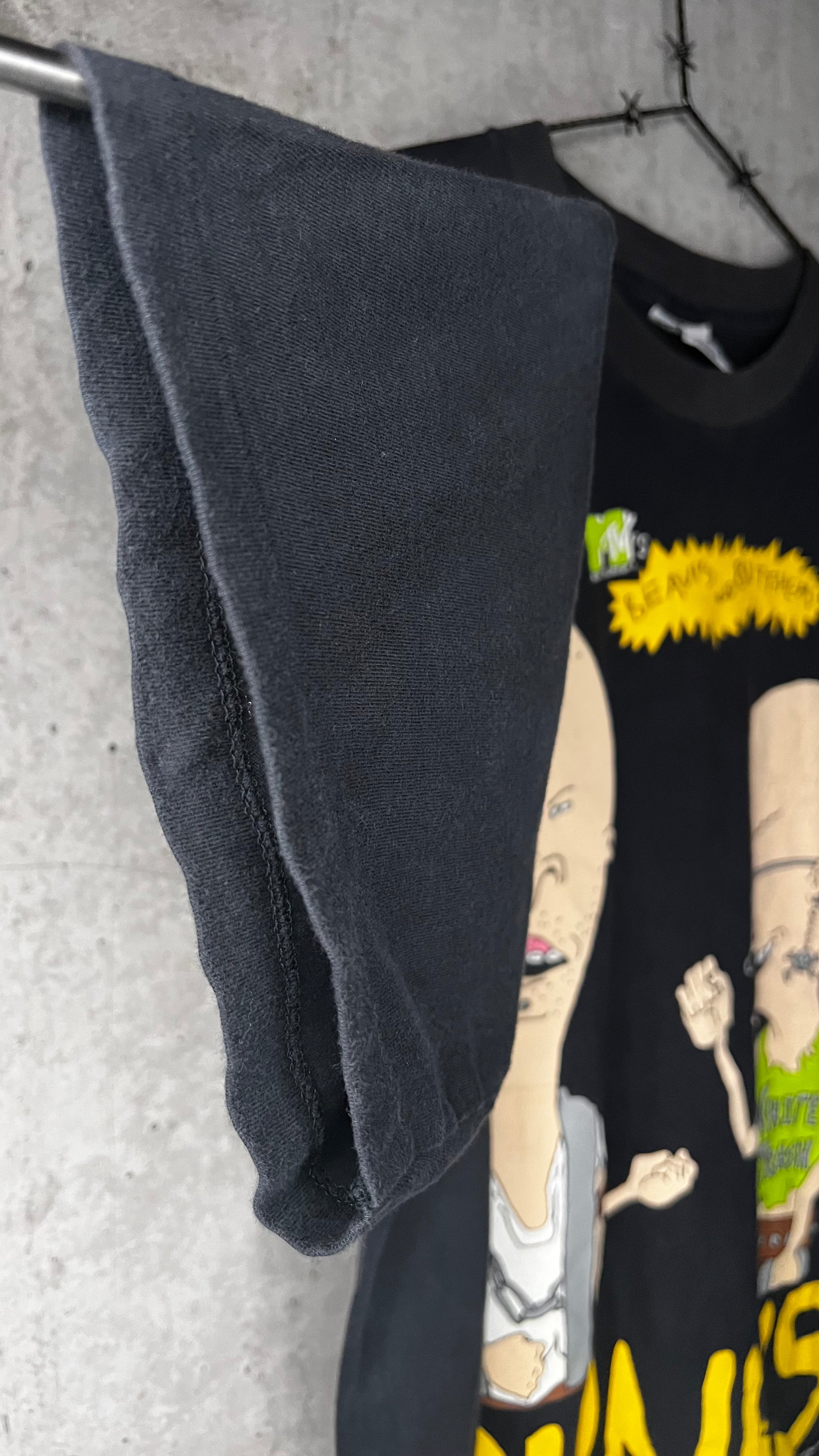 BEAVIS & BUTTHEAD PUNKS TEE