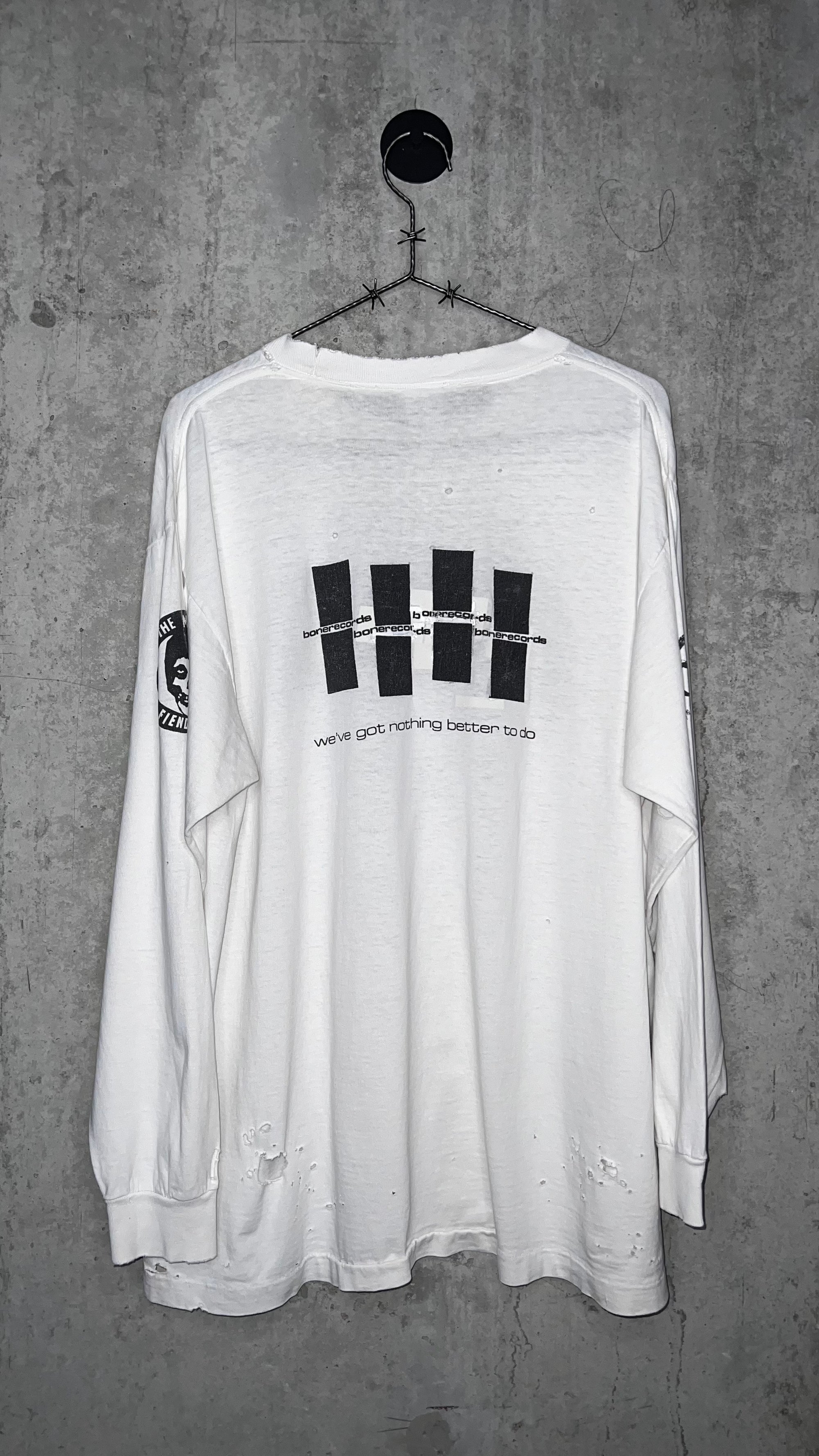 MELVINS FIEND CLUB FOUR-SIDED LONG SLEEVE THRASHED TEE 90’ | BONE RECORDS BLACK FLAG RIP BACK HIT | PUSHEAD ARTWORK