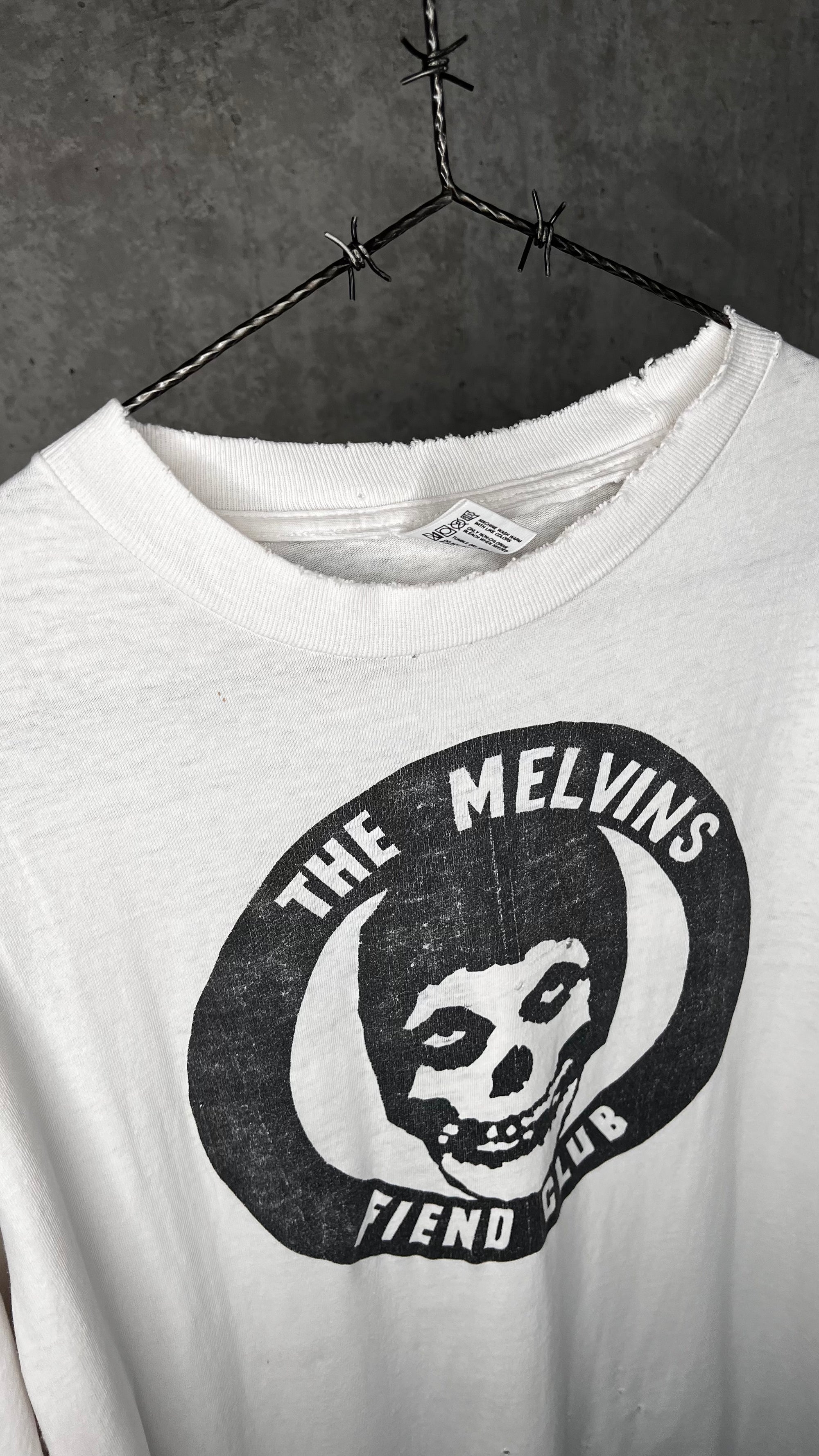 MELVINS FIEND CLUB FOUR-SIDED LONG SLEEVE THRASHED TEE 90’ | BONE RECORDS BLACK FLAG RIP BACK HIT | PUSHEAD ARTWORK