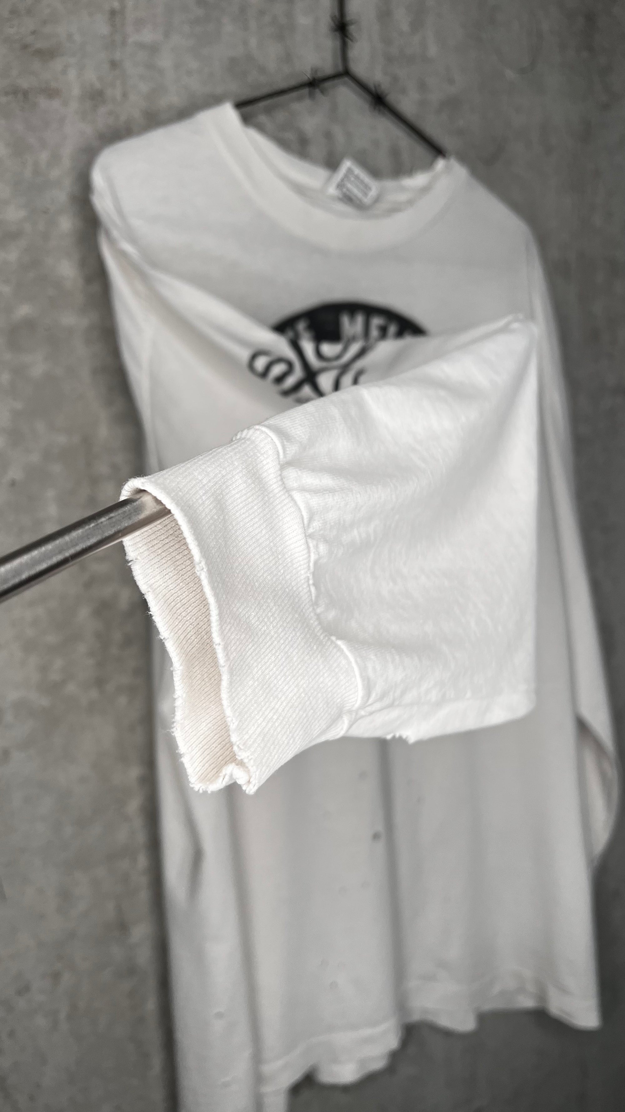 MELVINS FIEND CLUB FOUR-SIDED LONG SLEEVE THRASHED TEE 90’ | BONE RECORDS BLACK FLAG RIP BACK HIT | PUSHEAD ARTWORK