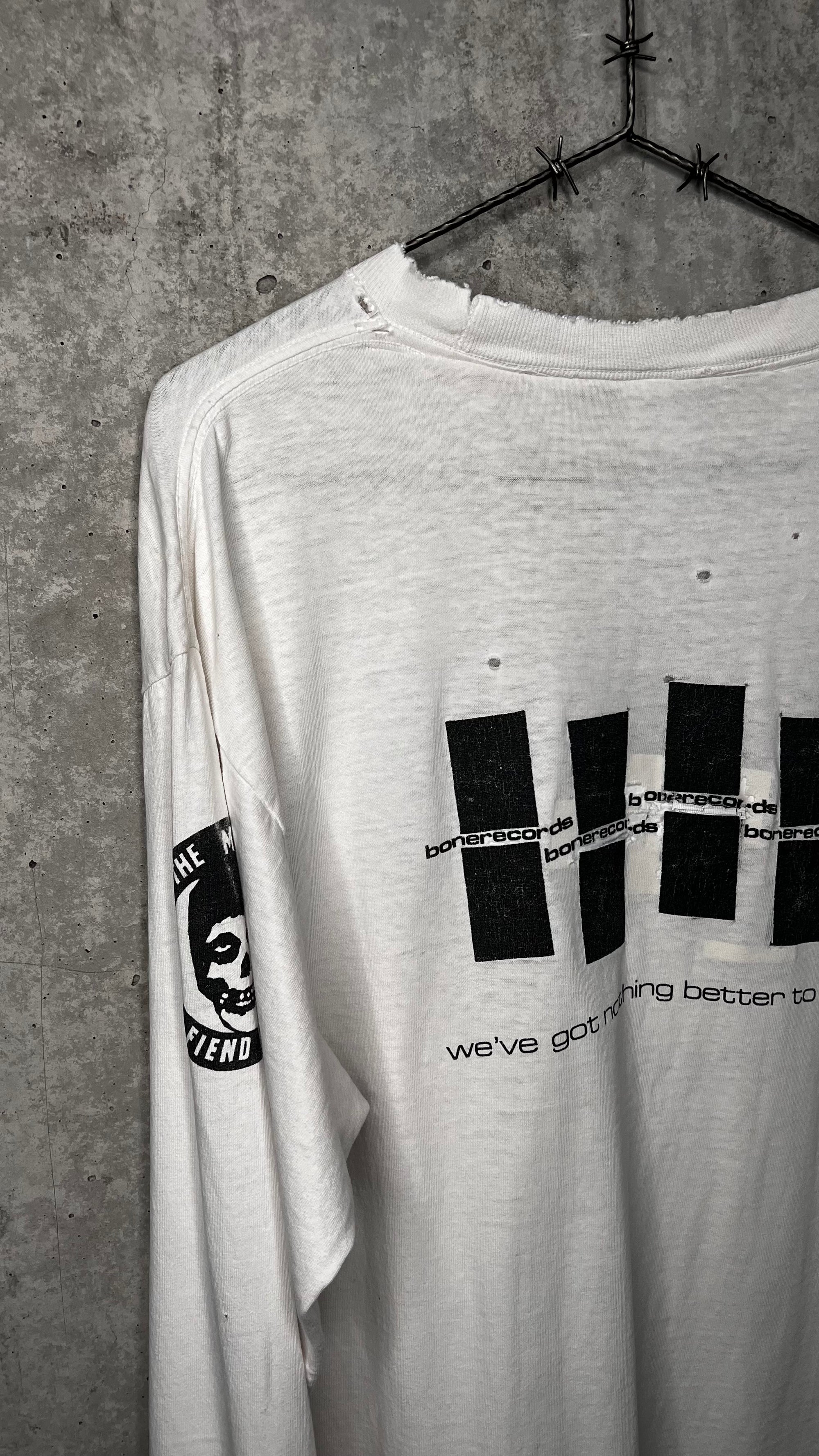 MELVINS FIEND CLUB FOUR-SIDED LONG SLEEVE THRASHED TEE 90’ | BONE RECORDS BLACK FLAG RIP BACK HIT | PUSHEAD ARTWORK