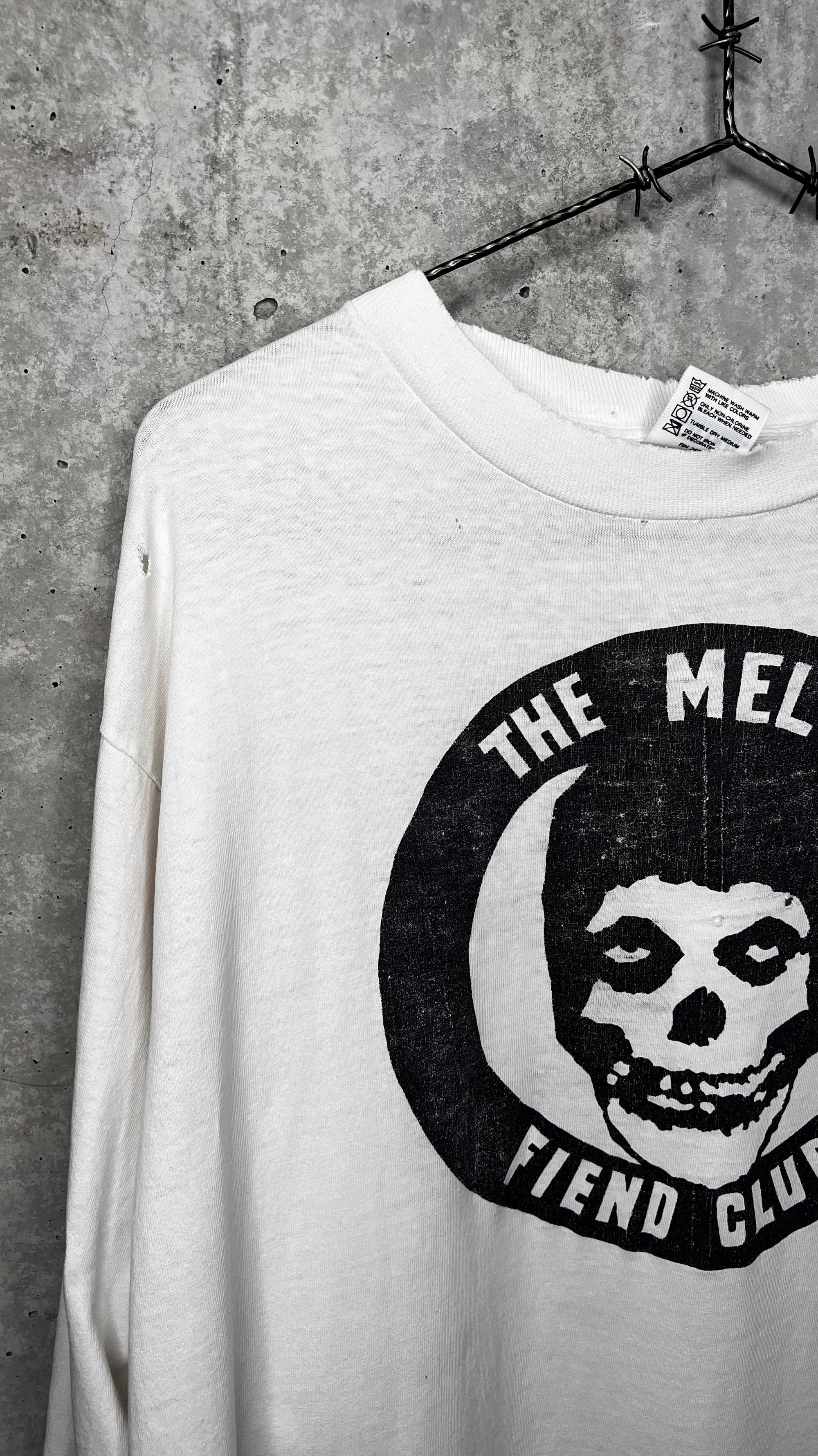 MELVINS FIEND CLUB FOUR-SIDED LONG SLEEVE THRASHED TEE 90’ | BONE RECORDS BLACK FLAG RIP BACK HIT | PUSHEAD ARTWORK