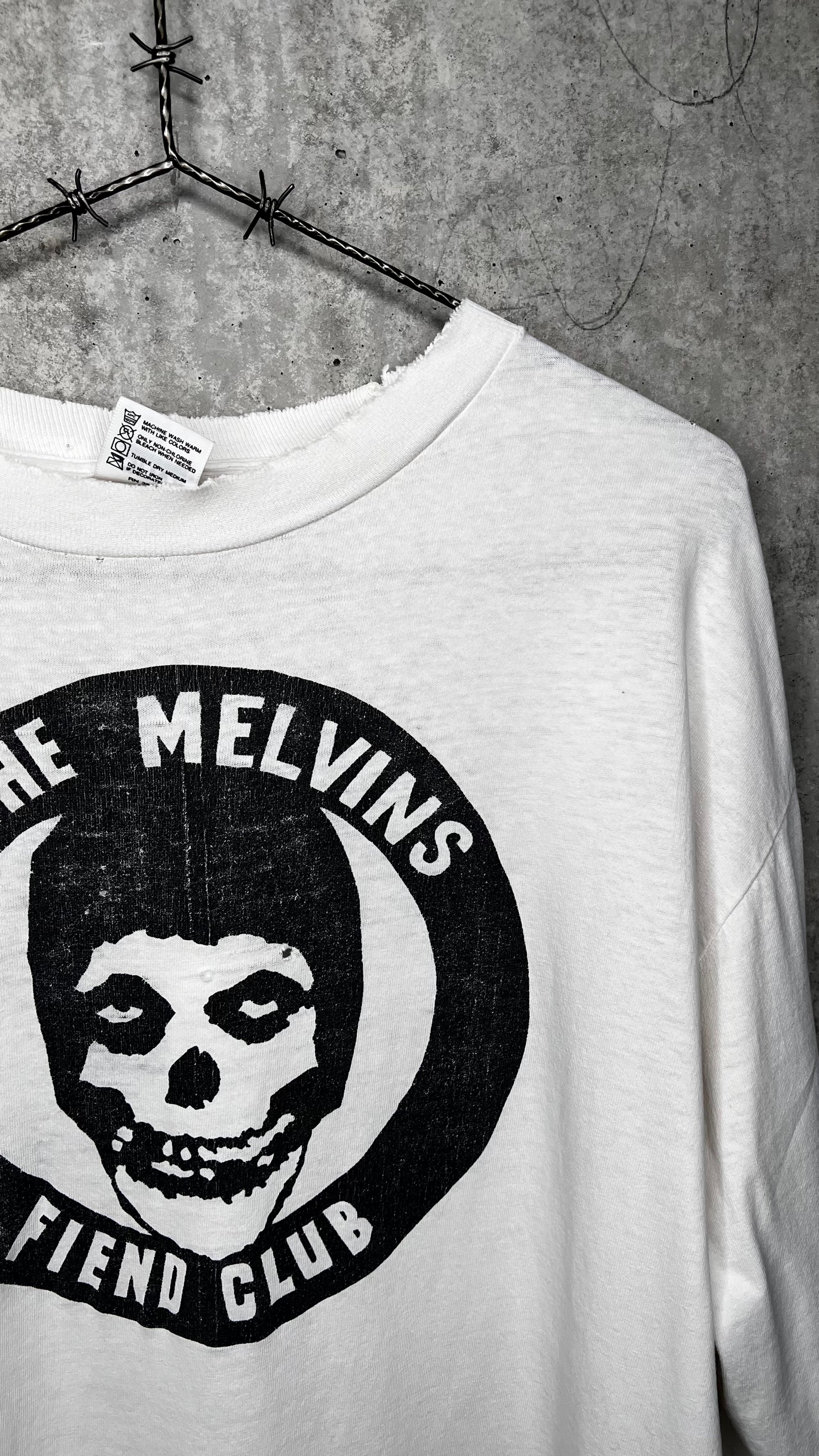 MELVINS FIEND CLUB FOUR-SIDED LONG SLEEVE THRASHED TEE 90’ | BONE RECORDS BLACK FLAG RIP BACK HIT | PUSHEAD ARTWORK