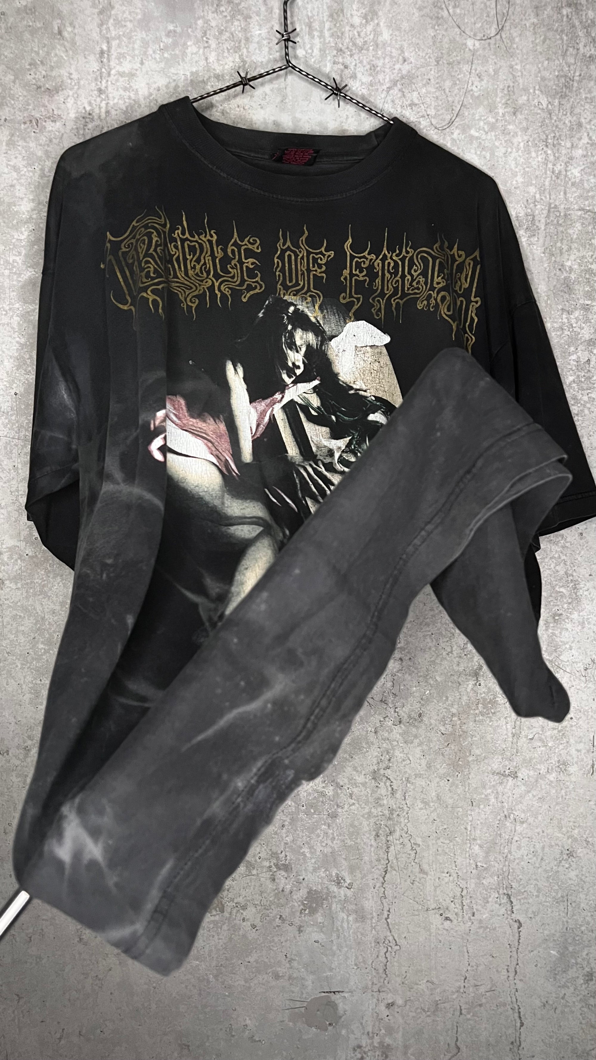 CRADLE OF FILTH VEMPIRE TEE | ‘THOSE WHO TRESPASS AGAINST US, BEWARE THE SHADOWS OF DUSK’