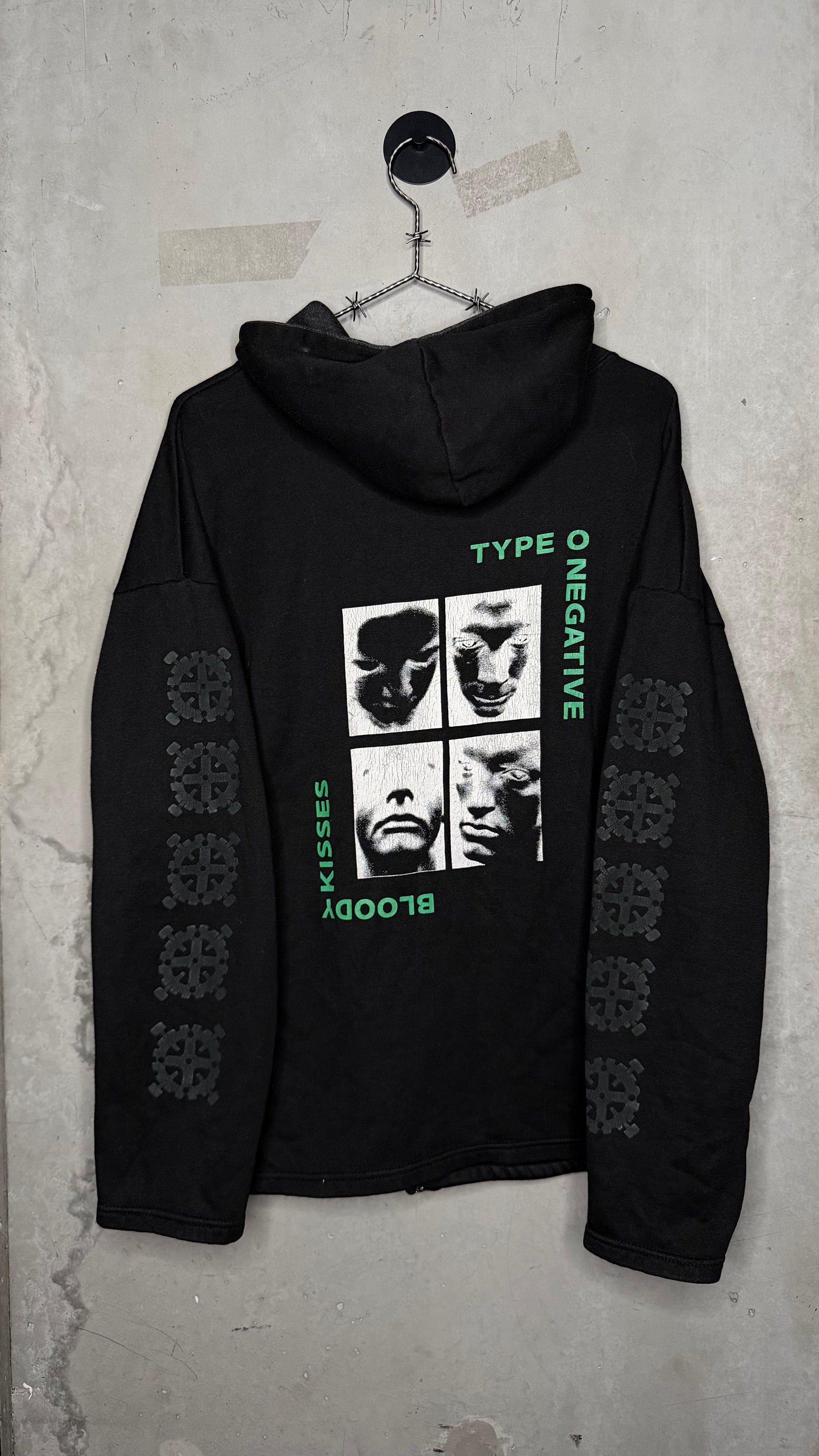 TYPE O NEGATIVE BLOODY KISSES HOODIE VERY RARE UK BOOT