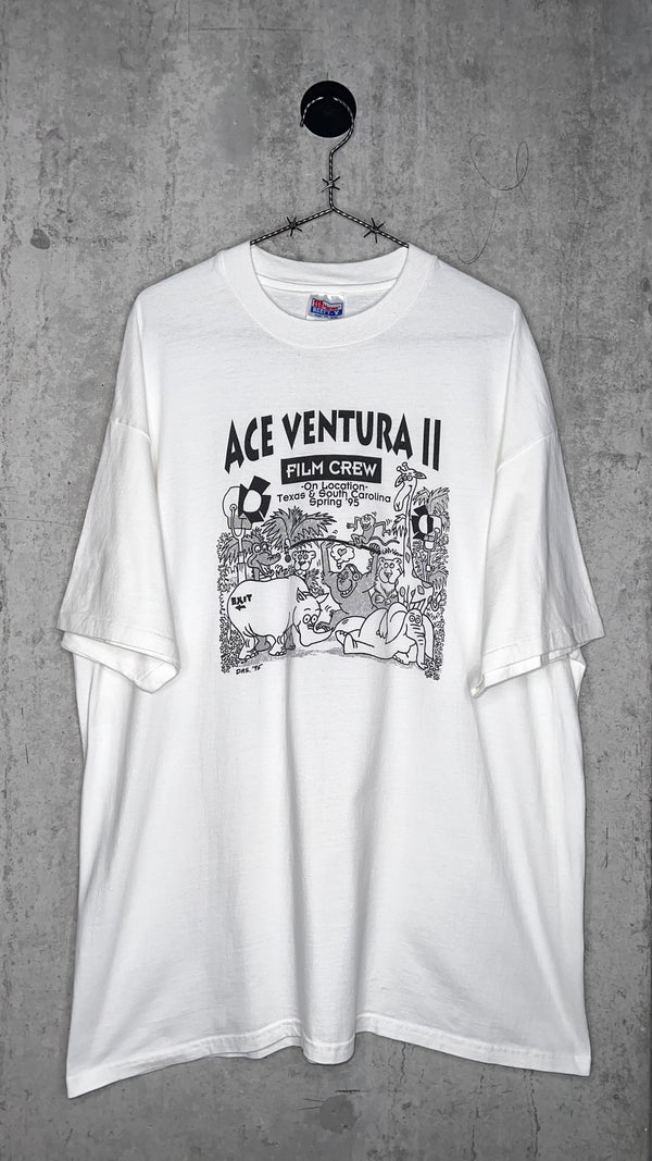 ACE VENTURA 2 WHEN NATURE CALLS FILM CREW ONLY TEE | SIGNED BY JIM CARREY