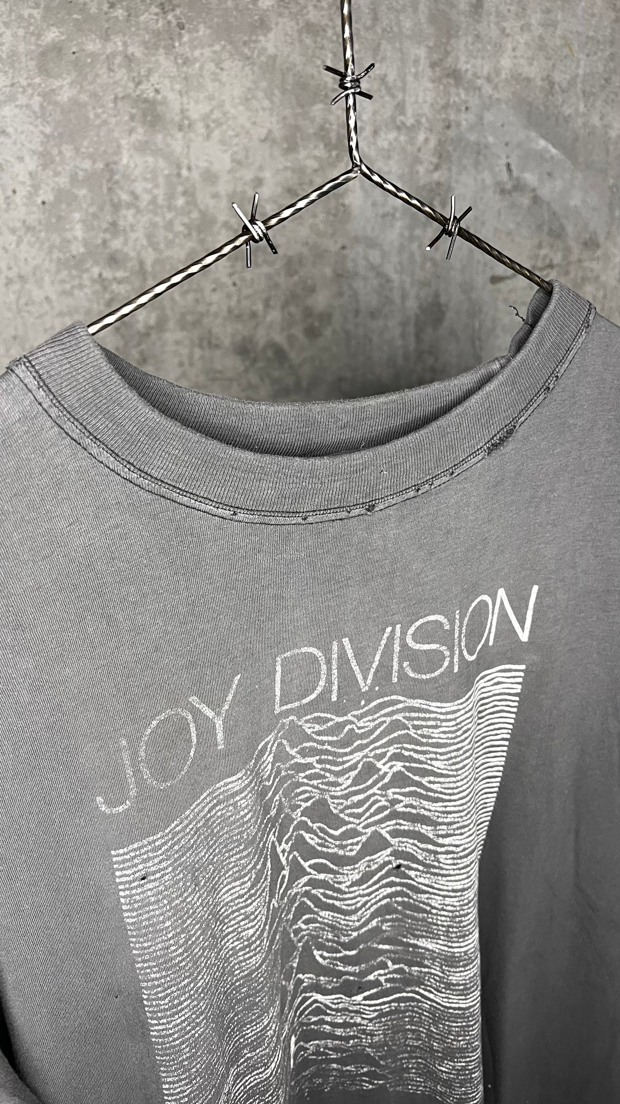 JOY DIVISION | UNKNOWN PLEASURES BOXY TOUR TEE