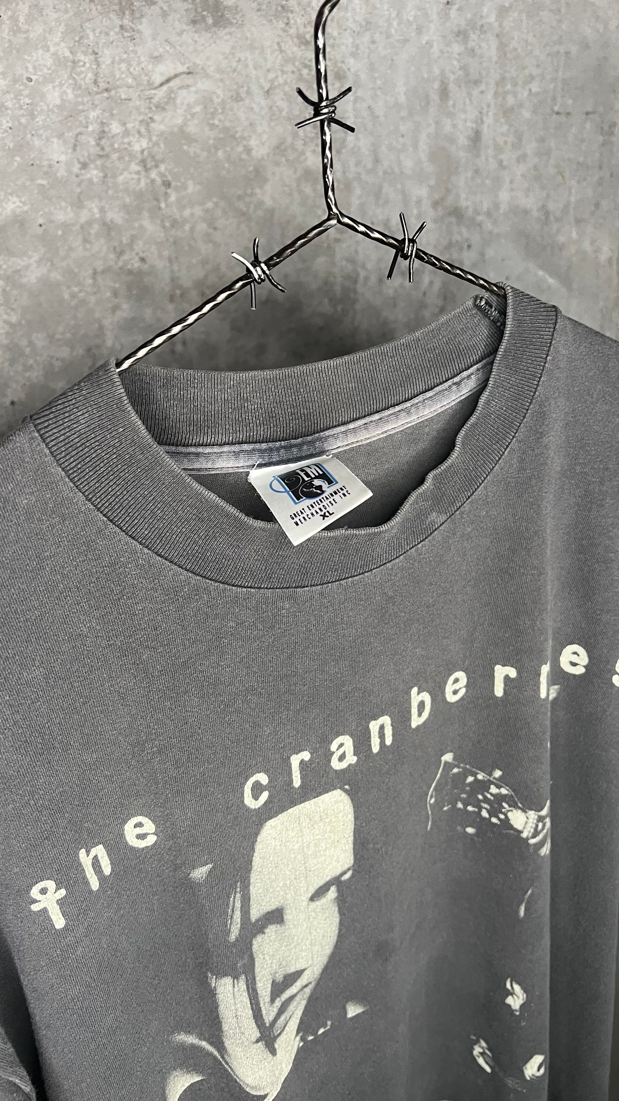 THE CRANBERRIES ‘EVERYBODY ELSE IS DOING IT, SO WHY CAN’T WE?’ FADED TEE