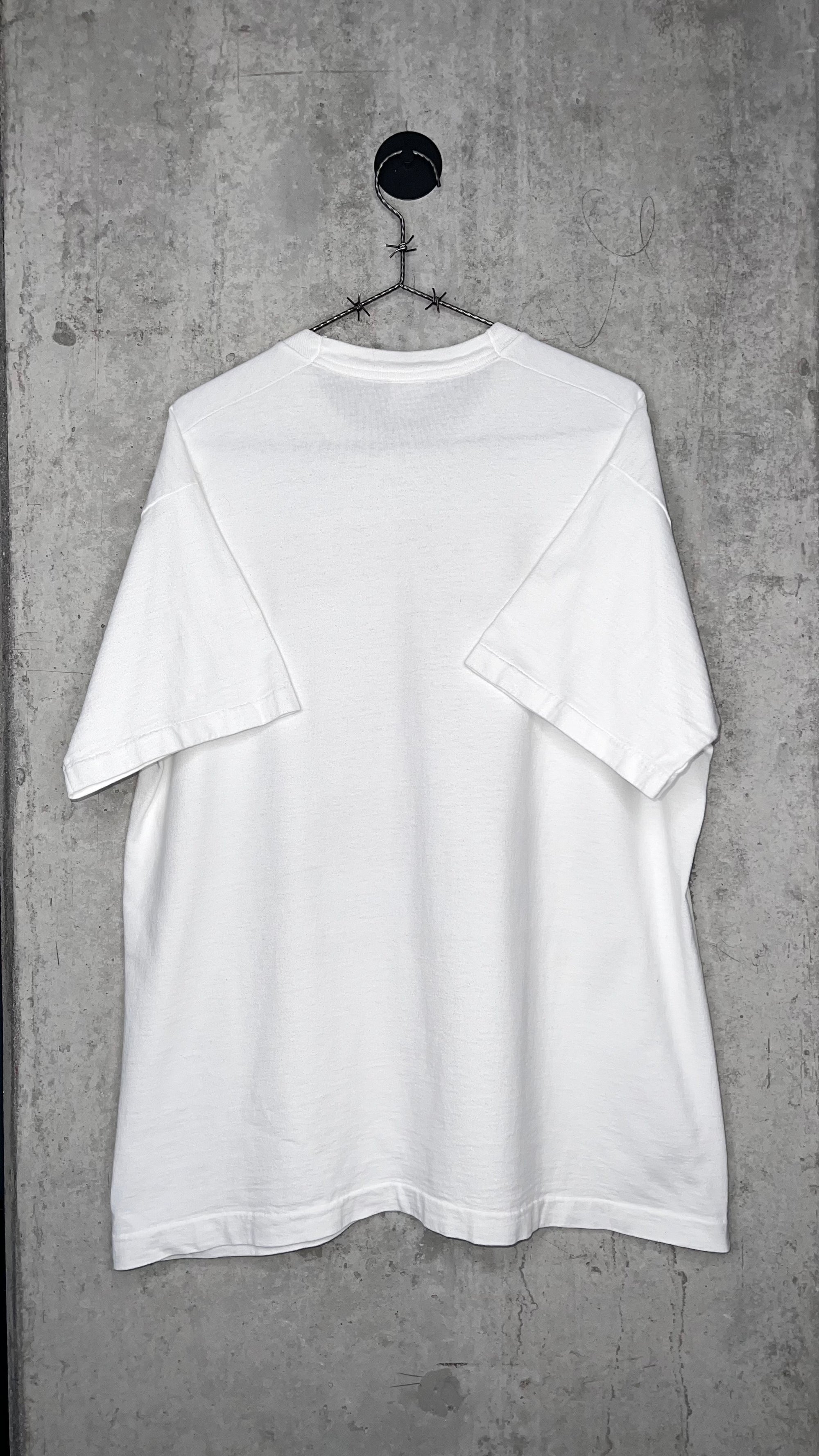 ACE VENTURA WHEN NATURE CALLS TEE | BIG JIM CARREY PRINT