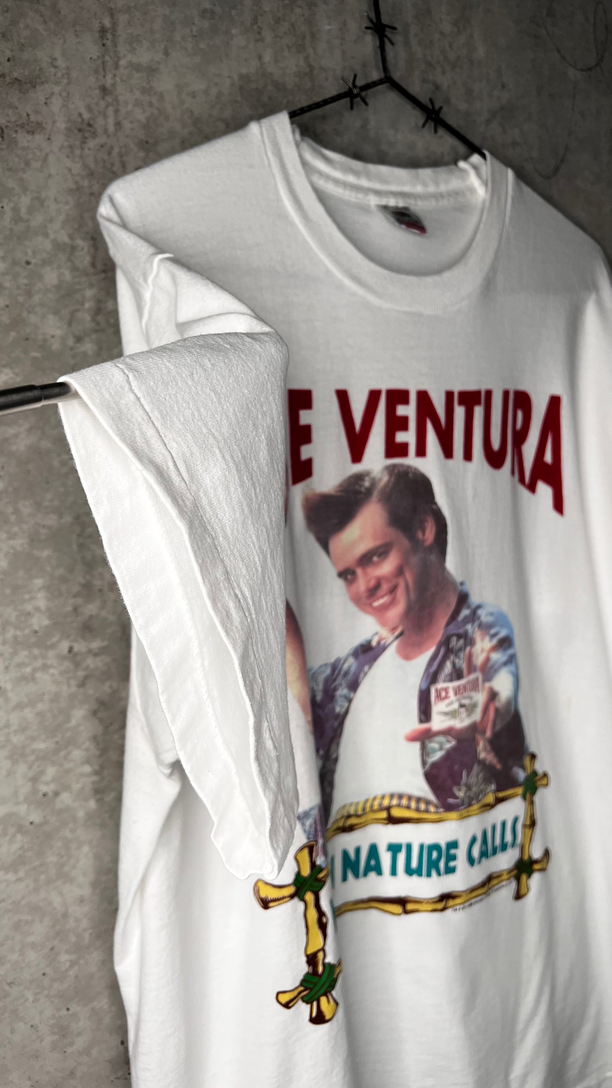ACE VENTURA WHEN NATURE CALLS TEE | BIG JIM CARREY PRINT
