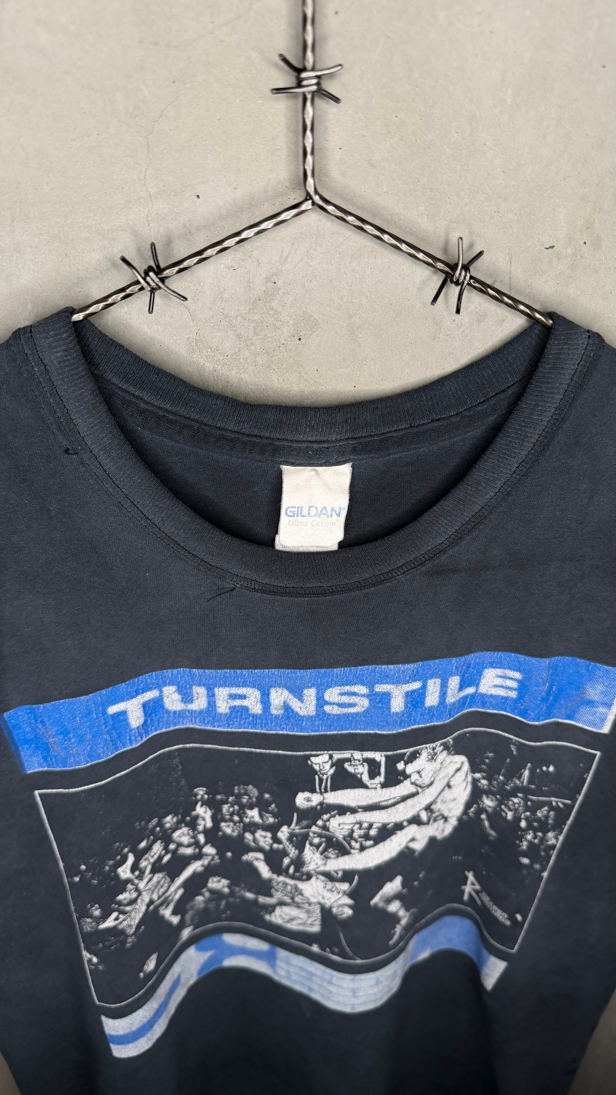 TURNSTILE ‘PRESSURE TO SUCCEED’ CUTOFF TEE | EARLY ERA REAPER RECORDS