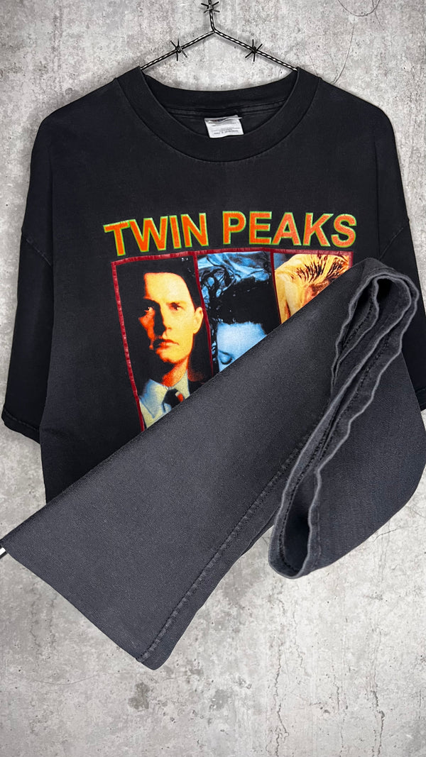 TWIN PEAKS TRIPLE PORTRAIT TEE