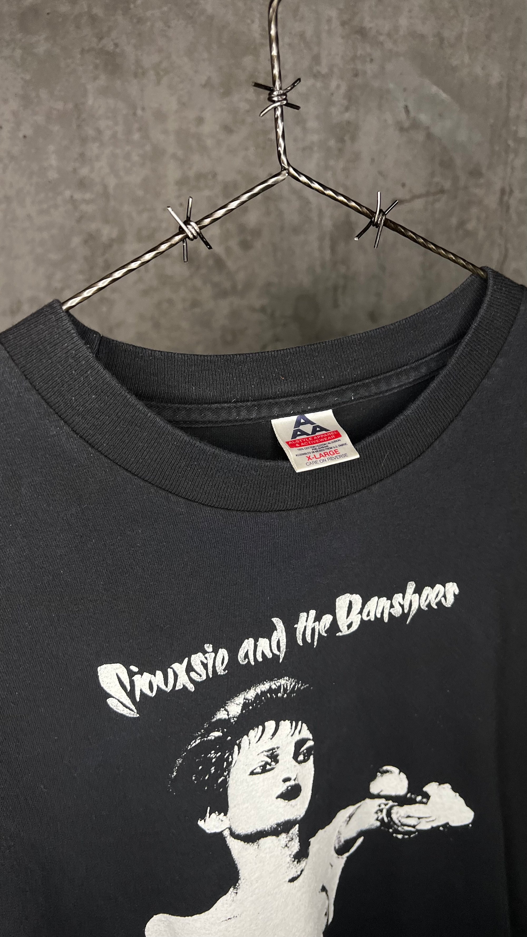 SIOUXSIE AND THE BANSHEES MIC DROP TEE