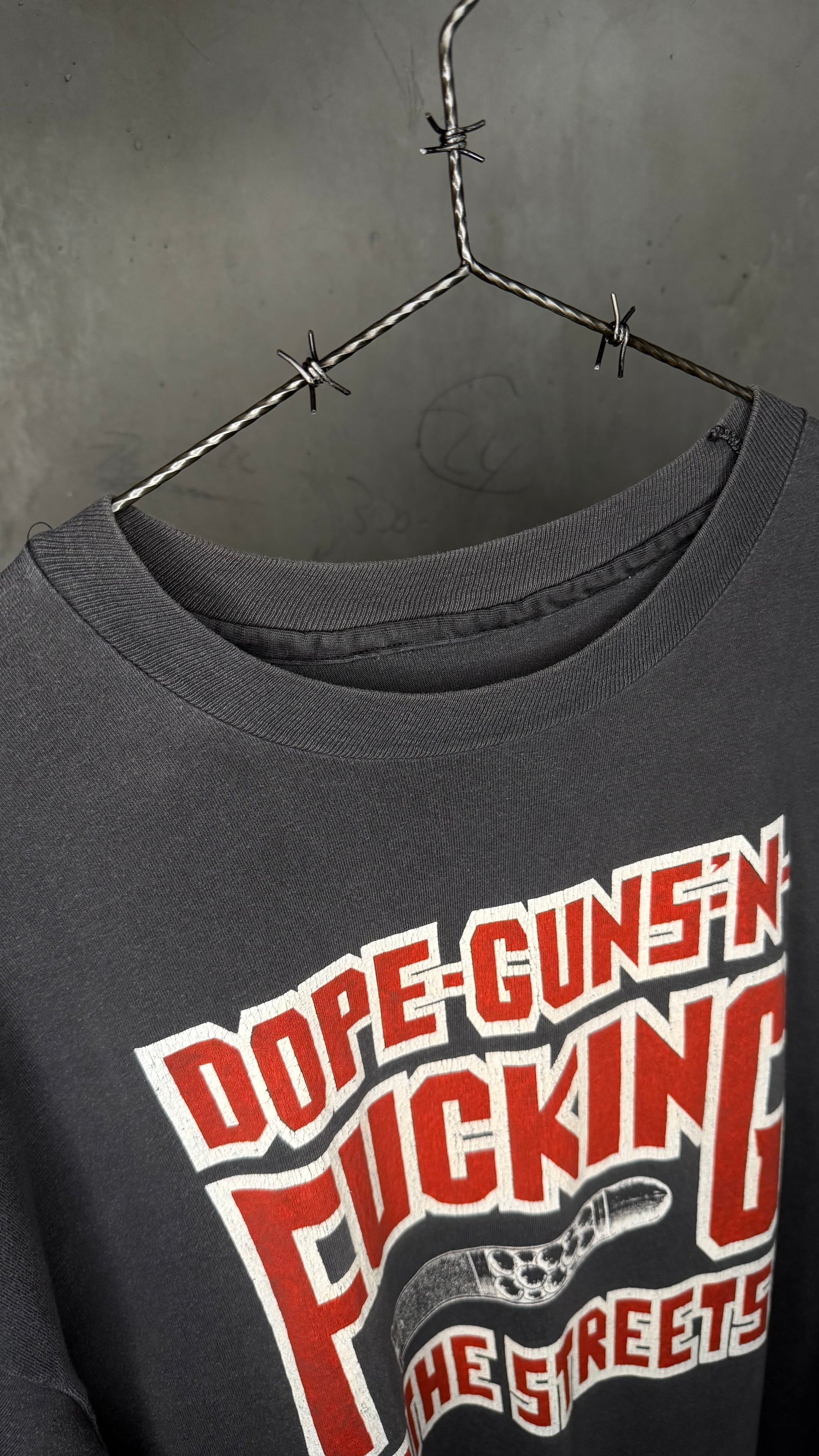 AMPHETAMINE REPTILE RECORDS TEE | DOPE GUNS ‘N FUCKING IN THE STREET