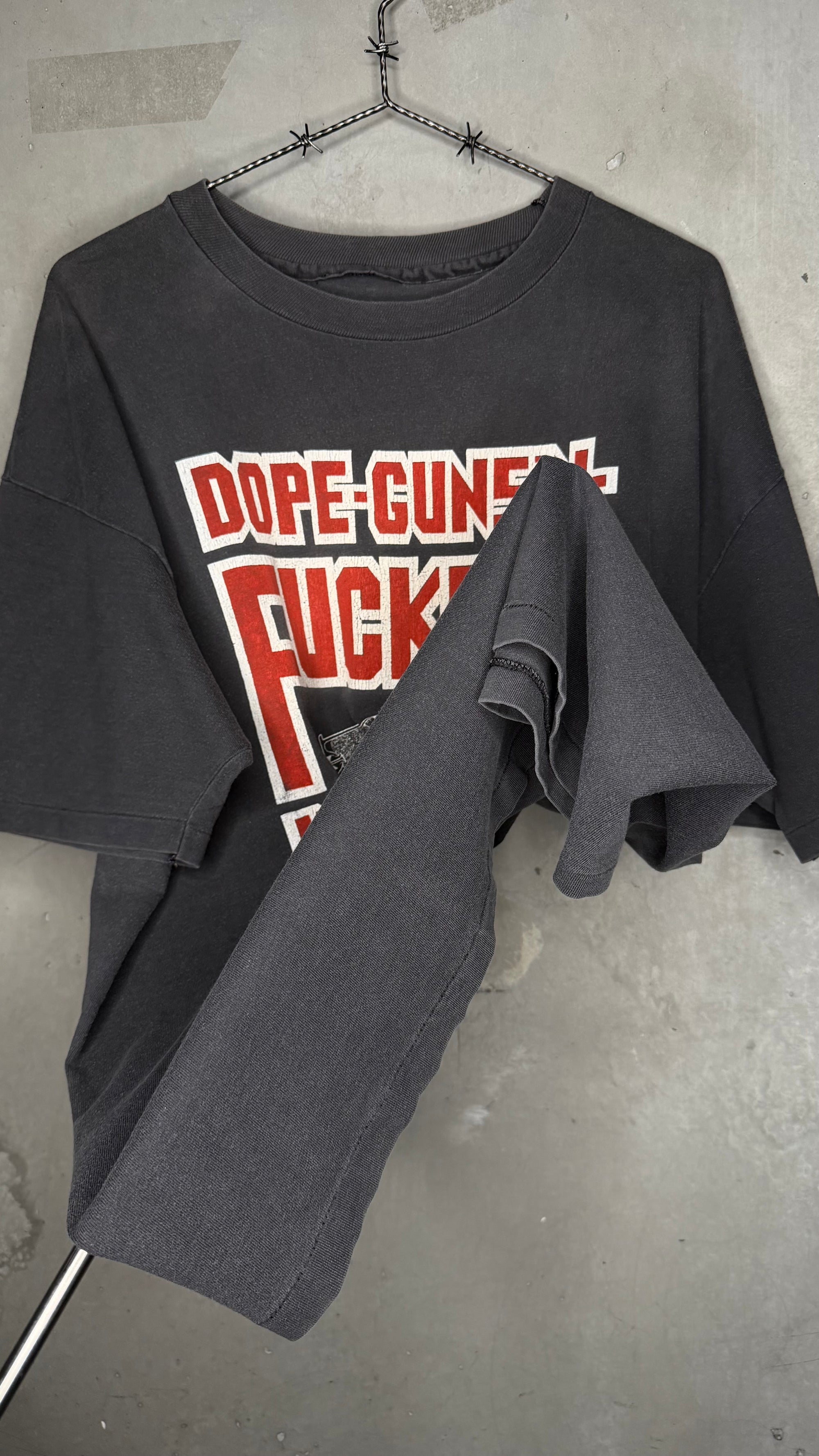 AMPHETAMINE REPTILE RECORDS TEE | DOPE GUNS ‘N FUCKING IN THE STREET