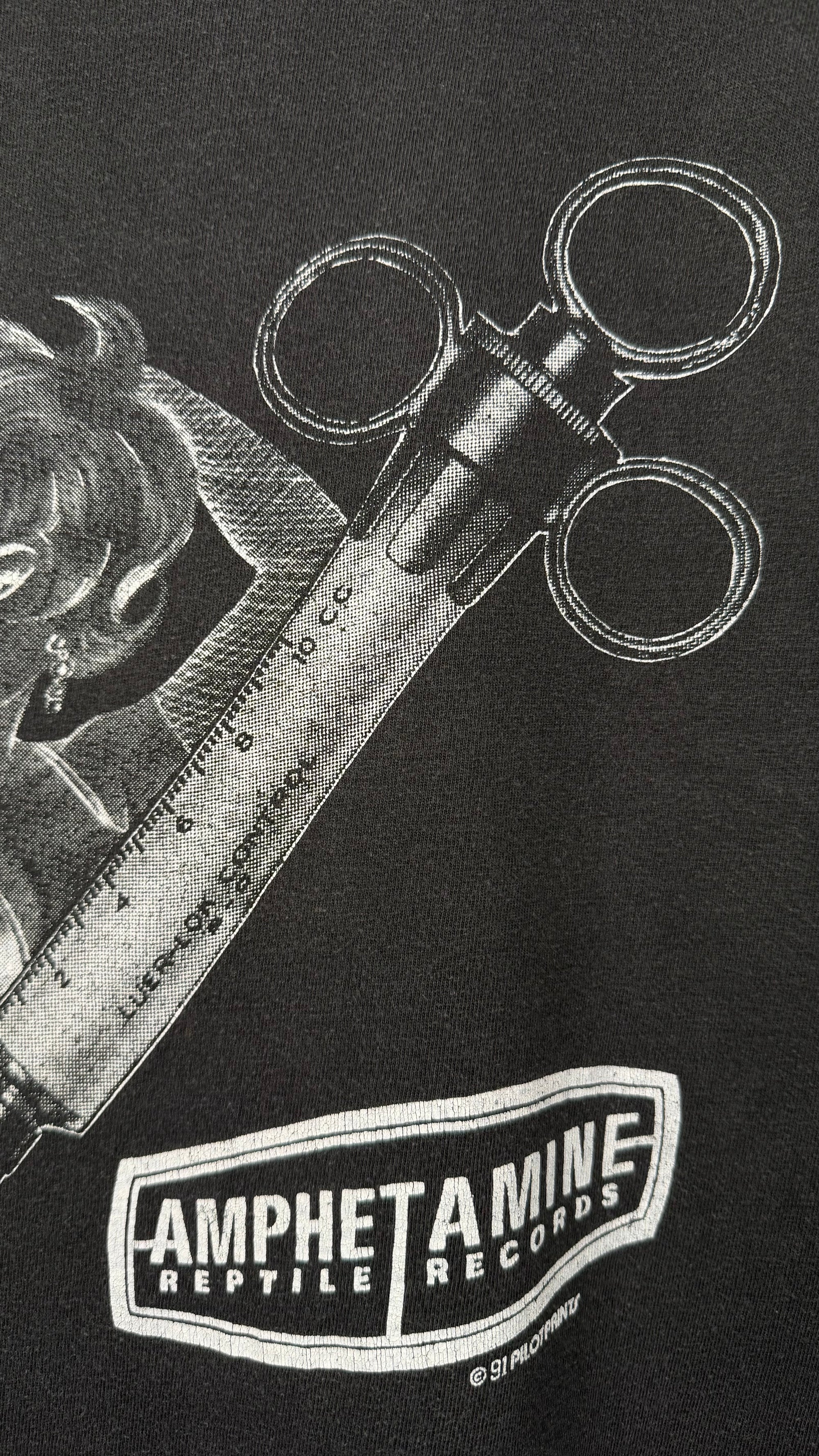 AMPHETAMINE REPTILE RECORDS TEE | DOPE GUNS ‘N FUCKING IN THE STREET